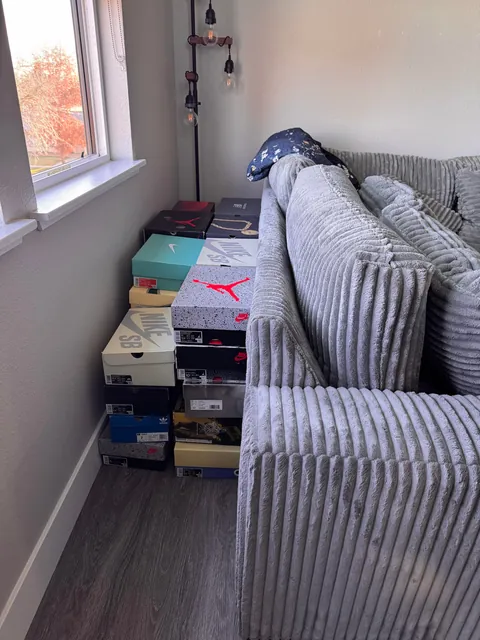 Update: found a place for my boxes lol