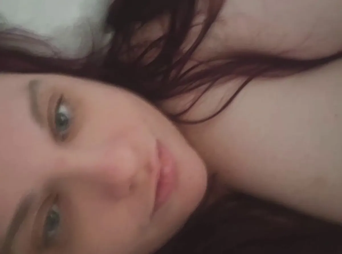 Average height and face, above average tits and ass 🤭