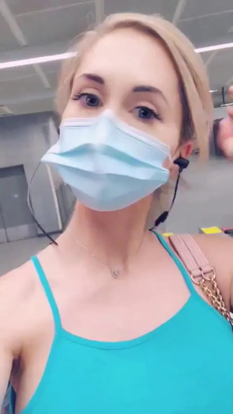 I knew they were behind me so I just couldn’t help risking it.. it's such a turn on [GIF]