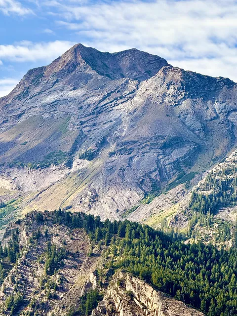 Twin Peaks this morning, UT, USA [OC] [2596x3461]
