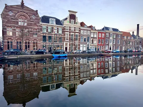 Holland is a dream (Leiden)