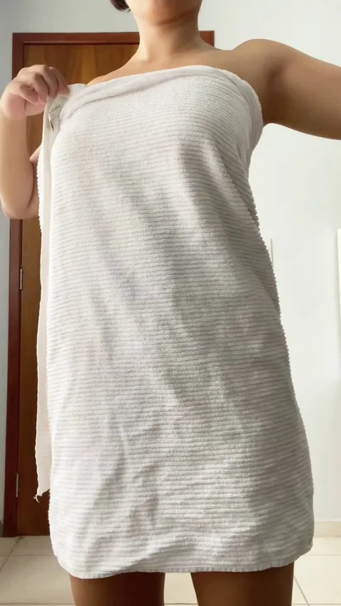 Ops… my towel fell out