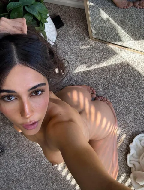 list your 🍆 or 🍒 size and i’ll determine who you get and what happens….