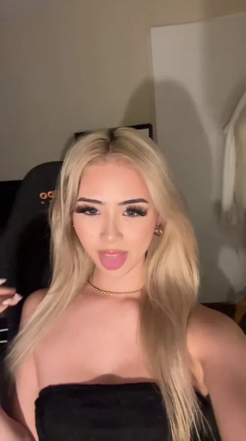 asian tiddy drop doing ahegao ;)