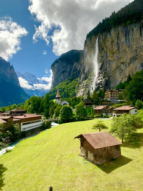 I made my Reddit pilgrimage to Lauterbrunnen