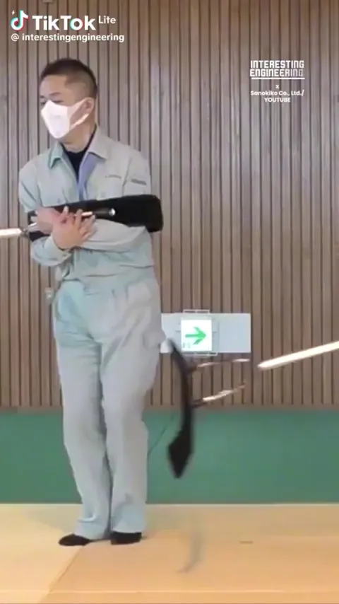 Human catchpoles 💪