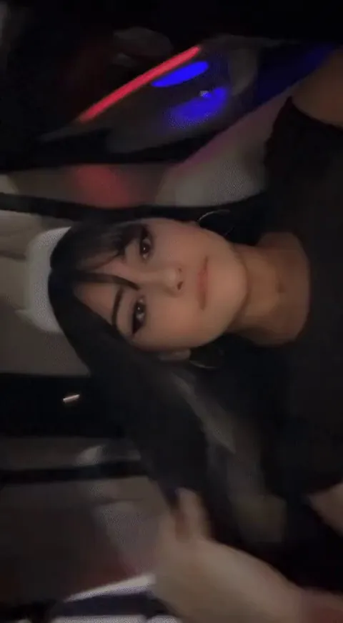 These pretty tits love to show what real beauty looks like [Reveal]