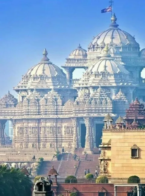 this is the akshardham temple, it has a bit of a fantasy vibe to it dosent it?
