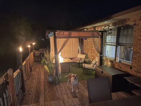 Fatboi Finn invites you to his back porch 