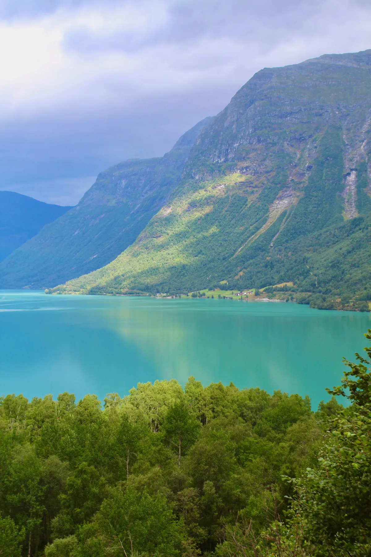 8 summer days in the Norwegian fjords 🌸🌿⛰️