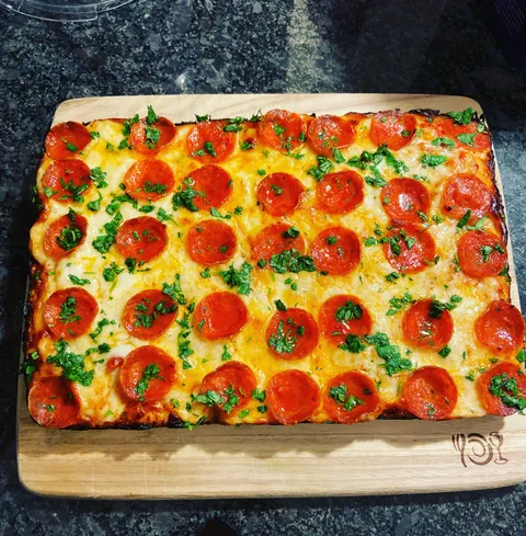 Pan pizza from scratch I made for my husband 🍕🖤