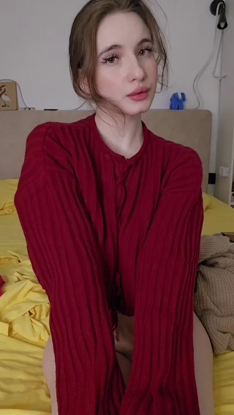 You won't see anything hotter than this video today