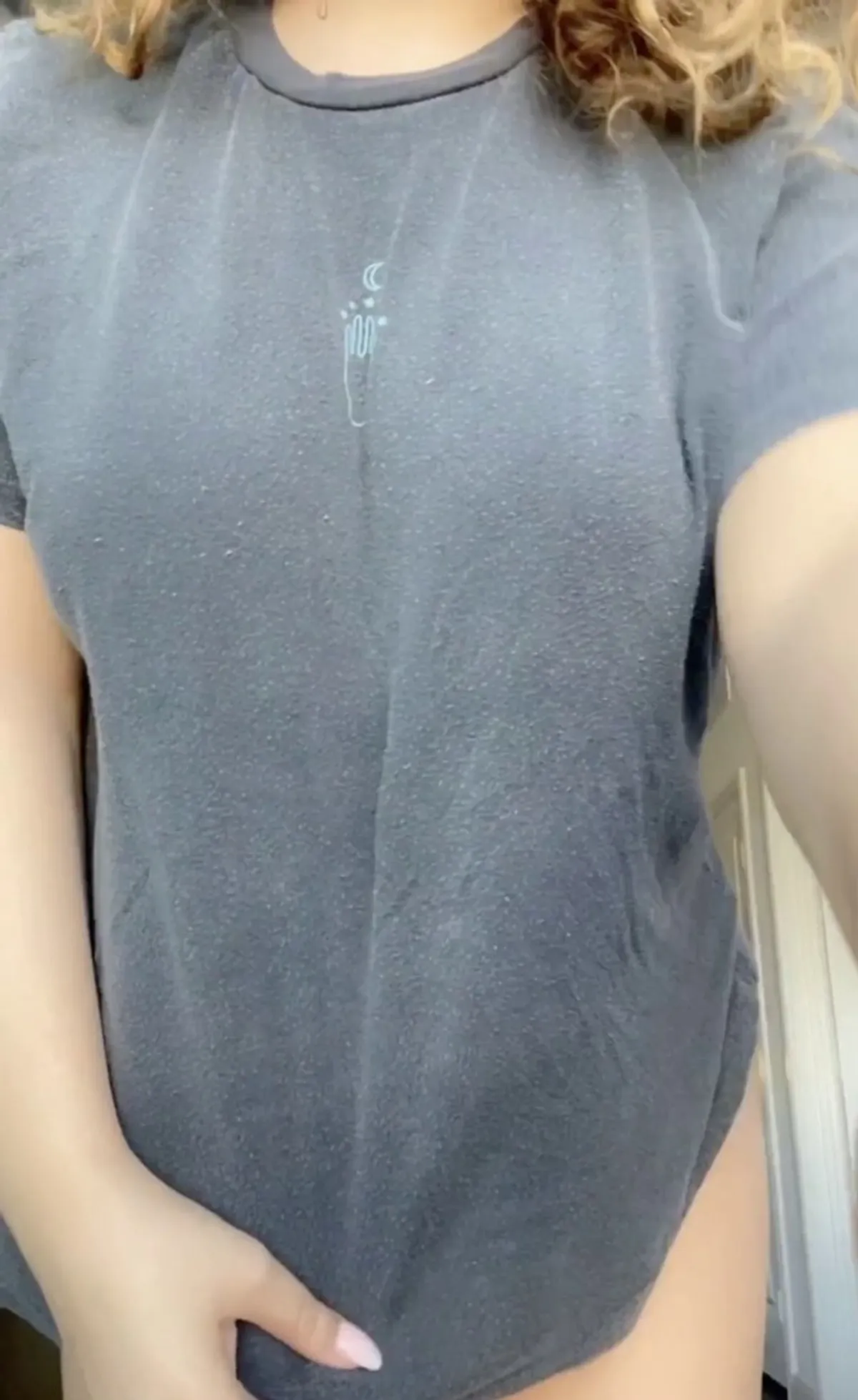 Revealing my tits from below ❤️ [OC]