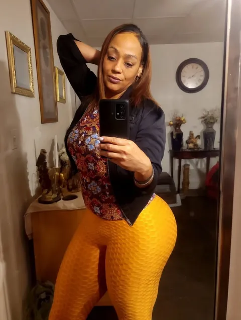 F45, mom of four and a lawyer. I've handled tougher things, so give it your best shot.