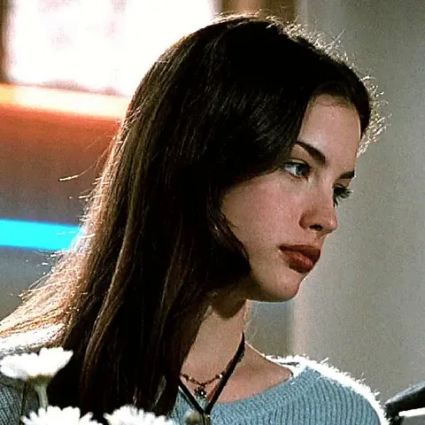 Liv Tyler (1995)