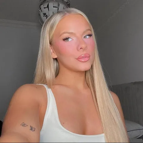 Does the pink under eye trend look good IRL?