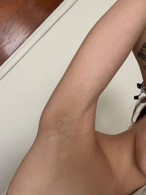 I shaved my armpits today for the first time and my dad helped me. Is it looking nice?