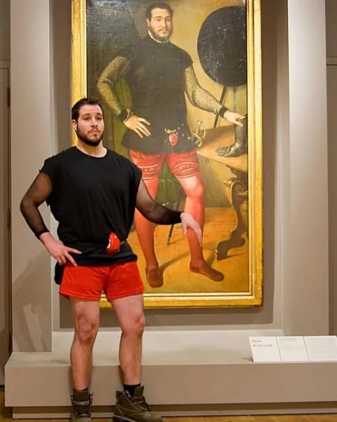 When Museum Visitors Encounter Paintings That Look Uncannily Just Like Them