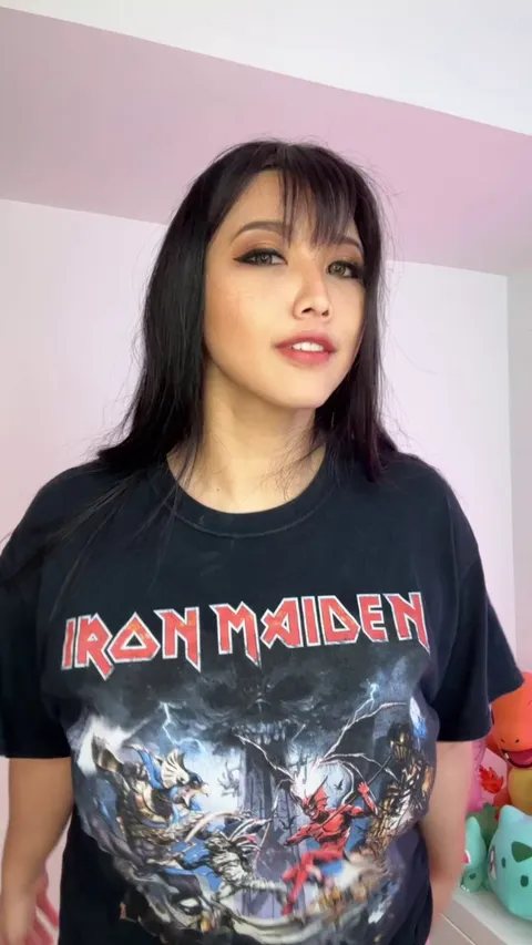 She is a 10 but goofy af