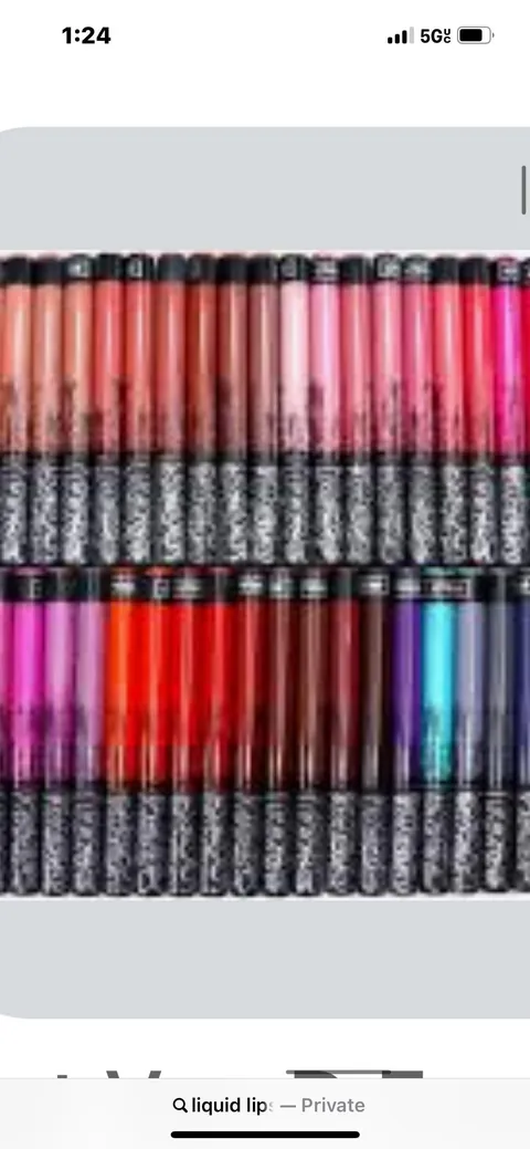 I will never get over kat von d discontinuing her iconic shade and light eyeshadow palette and her liquid lipsticks. Nothing has come close to her mattes