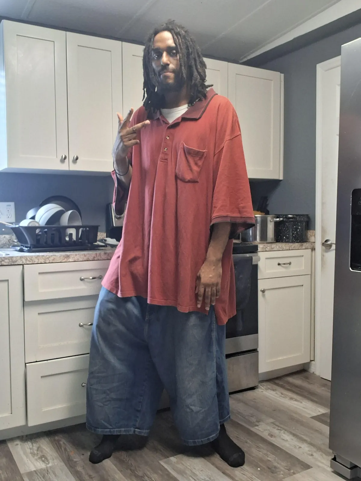 29M Been called homless even though I work from home, So hit me with your best shot. 👌