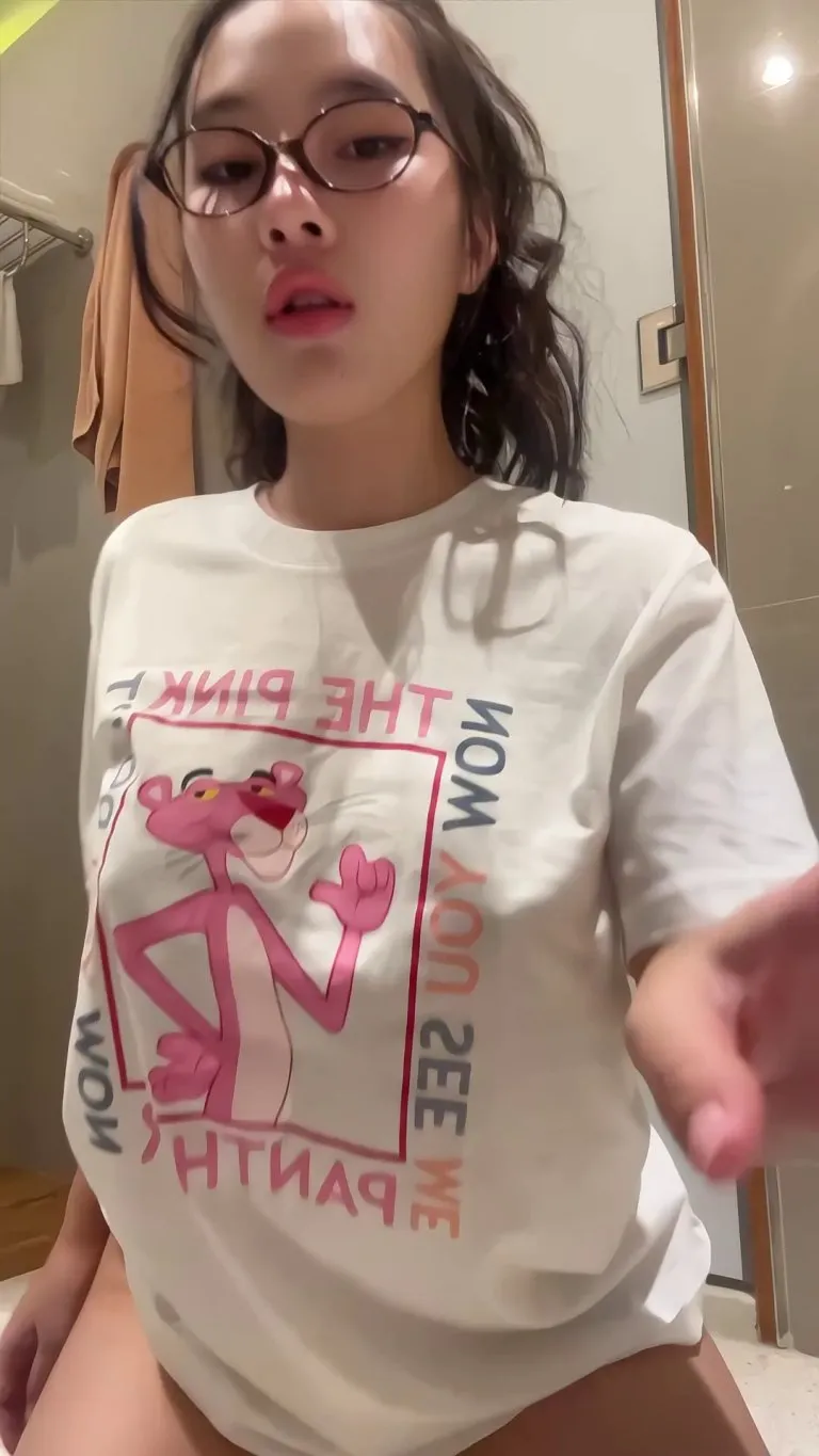 Sundays are best spent naked with my tits in your face [Drop]