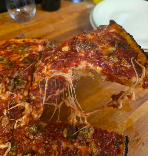 [Homemade] Sausage Chicago Pan Pizza