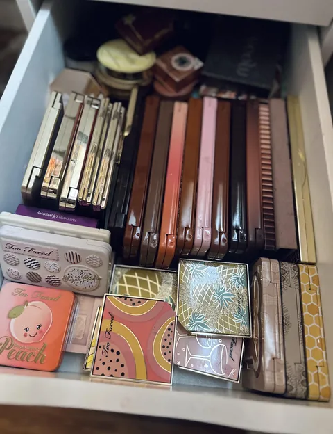 My “relic” palette drawer