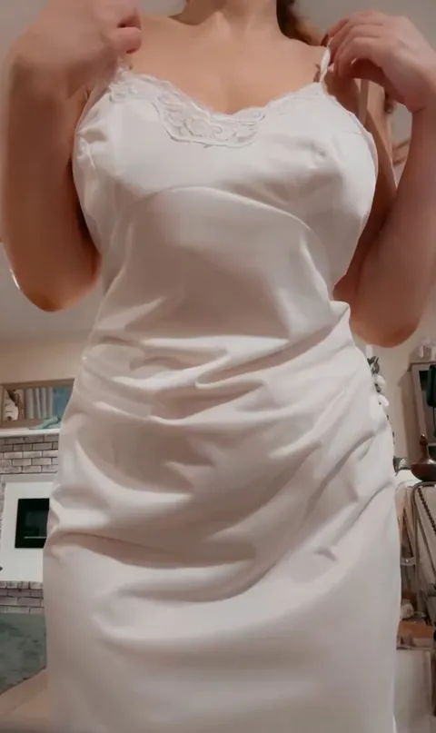 Observe my plump, naked sweater hangers…