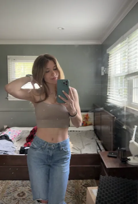 so u like 2007 blonde's armpits?