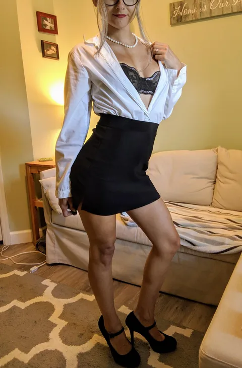 Slutty secretary here, anyone hiring? I work for orgasms! [F]