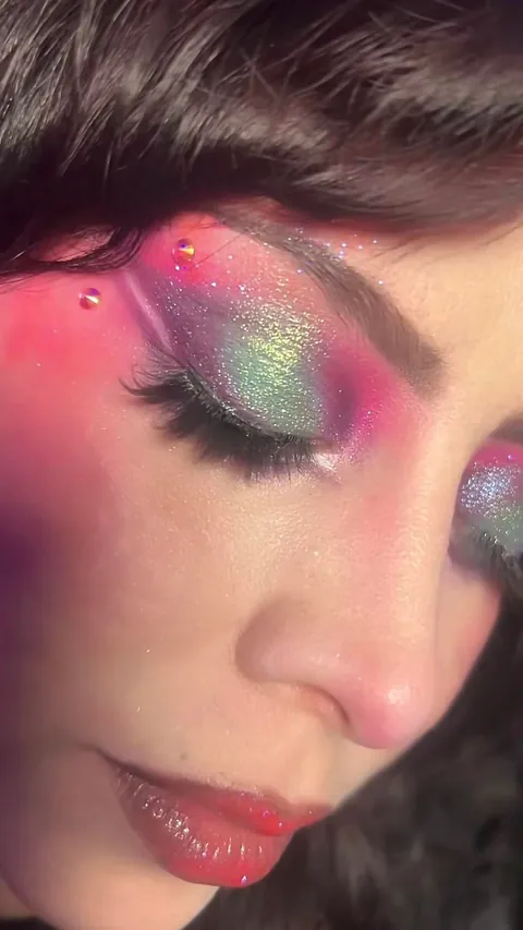 Makeup on a whim, just going with the creative flow