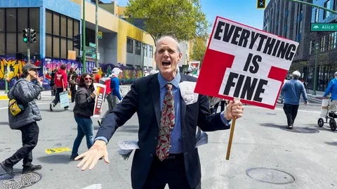Counter-protester at Oakland "Stop the Billionaire Agenda" march [OC]