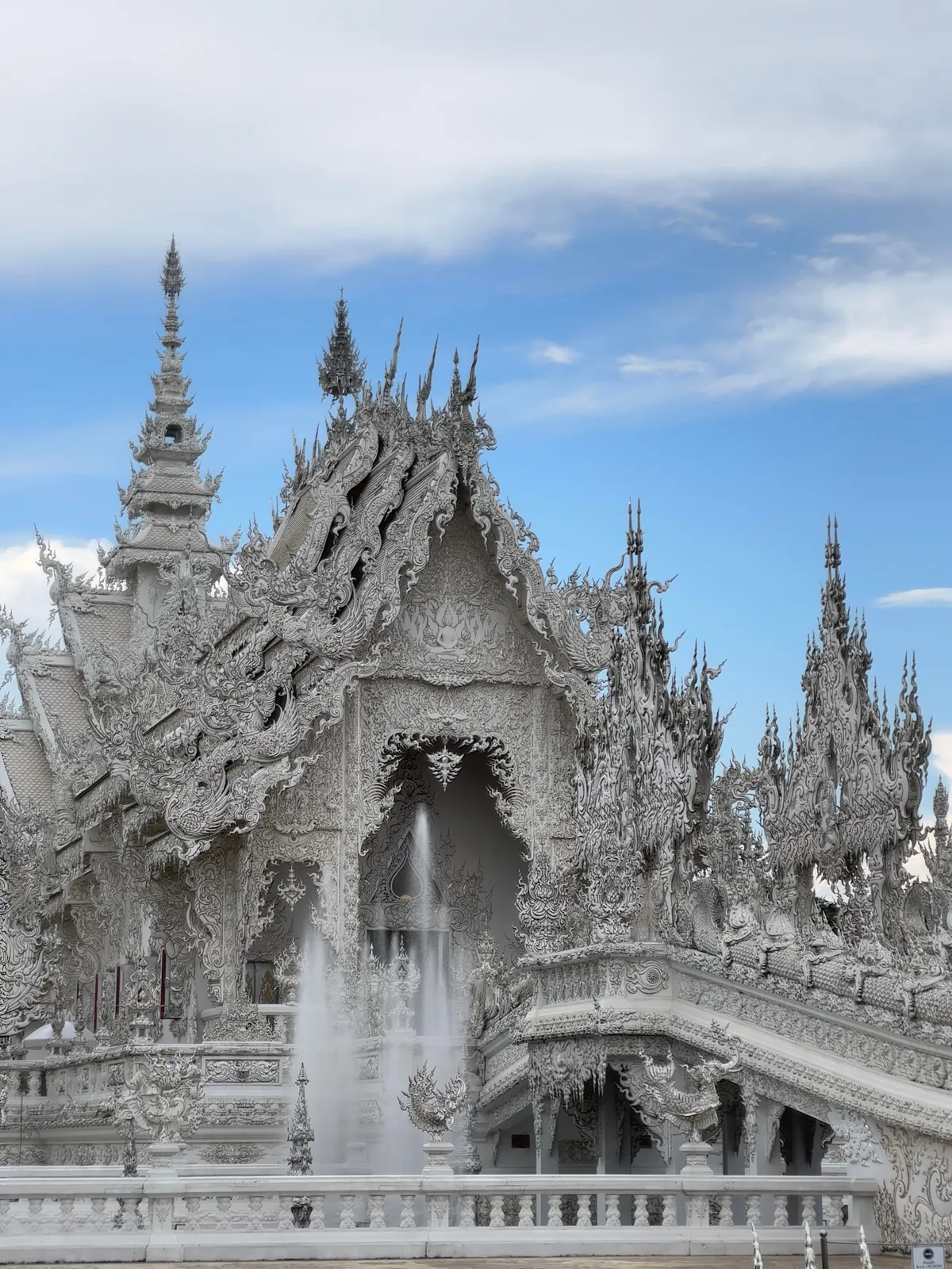 5 Days in Chiang Mai reflection. Slower Pace + Crisp Air + omg Khao Soi (curry noodle soup)