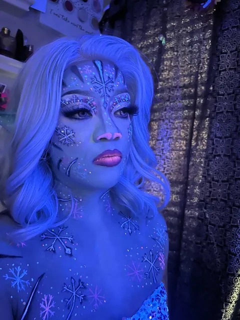 SNOWFLAKE AVATAR by Empress.Lane 🥰(me) OC