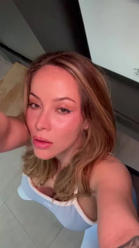 Every curve has a story… and this yoga pants tour tells it all