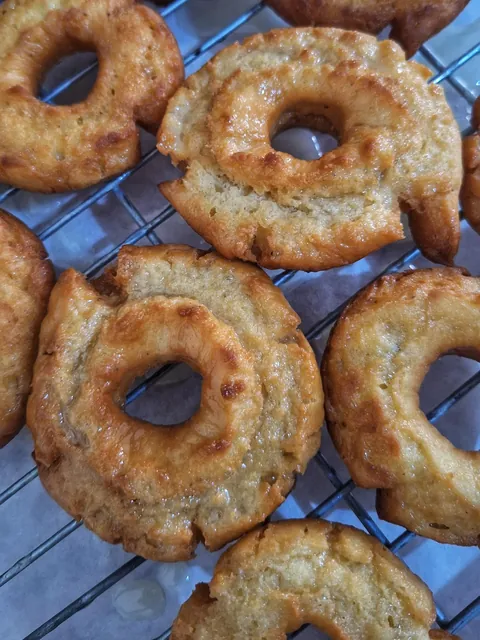 [Homemade] Old-fashioned Sour Cream Donuts