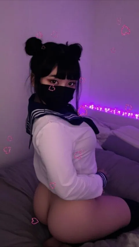 Japanese SchoolGirlll <3 (By Sukirollz)