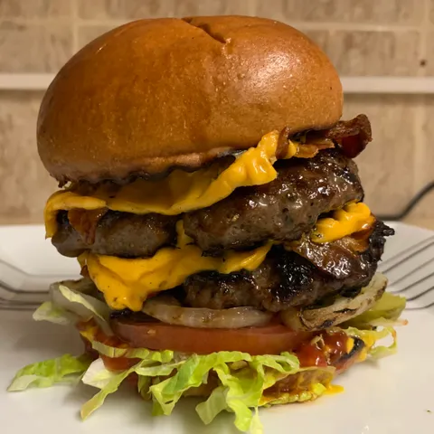 [Homemade] Bacon double cheese burger