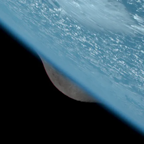 The melting Moon behind the Earth 🫠