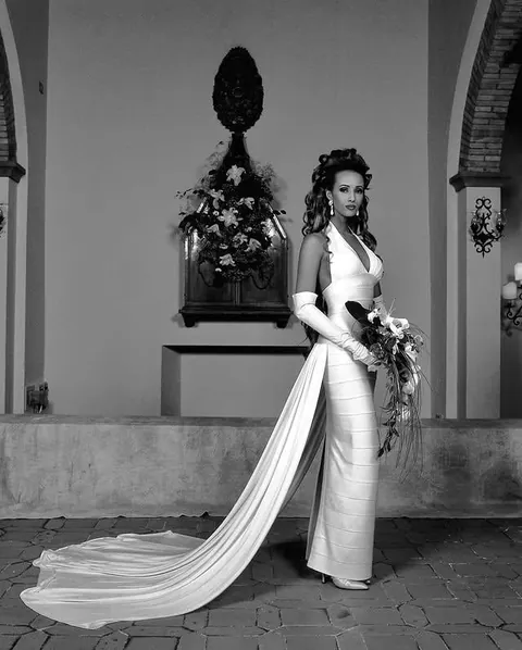 Iman &amp; David Bowie on their wedding day in Florence, Italy, June 6, 1992