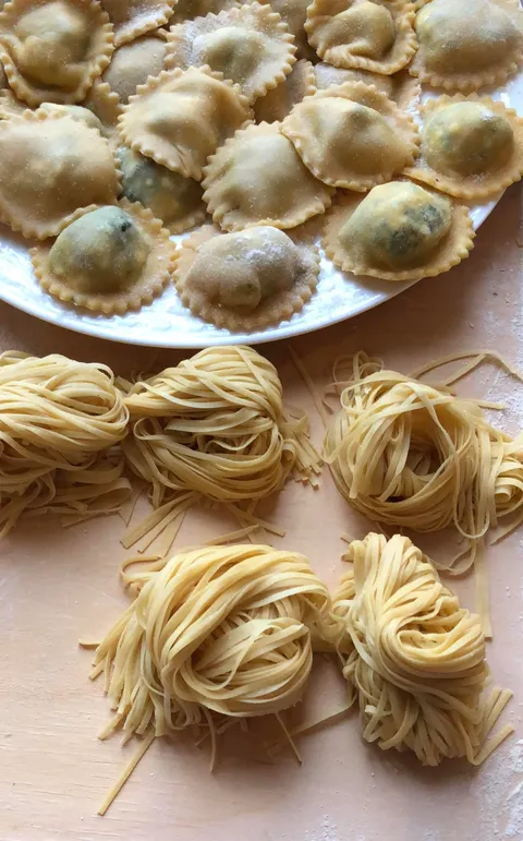 [OC] Saw a post about homemade pasta so I decided to share mine. Hope you like it!