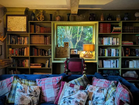 I'll be hiding here for the rest of the day 📖