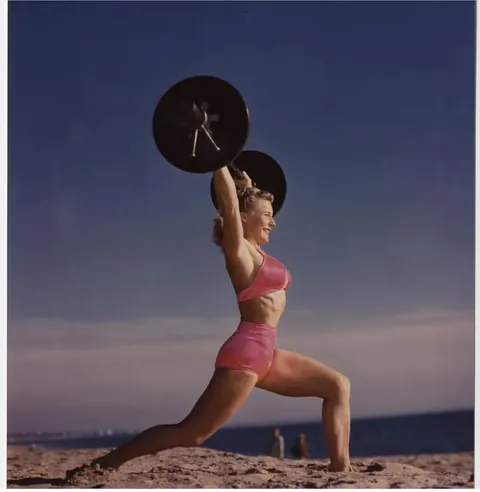 Abbye Stockton holds with ease a 135 pounds barbell at Santa Monica, California, 1946. She was the first all female gym owner in California and the first to organize a femal olympic weightlifting contest in the US in 1947.