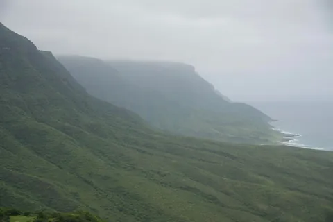 On a 3 week trip around Oman and spent a few days exploring the Dhofar Mountains around Salalah. This has quickly become my new favorite country in the world!