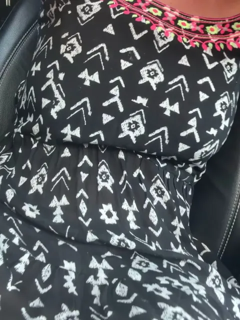 Mommy is plugged in the pickup line.