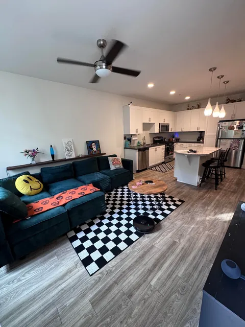 Moved out for the first time, vibes accumulating