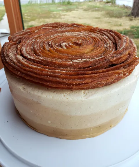 [Homemade] Churro with dulce de leche cake