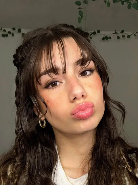 Faceporn gets more and more dangeroud the further into NNN we get. Watch out!