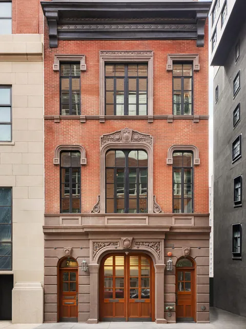 Fire Station to House (Manhattan, NY, US).